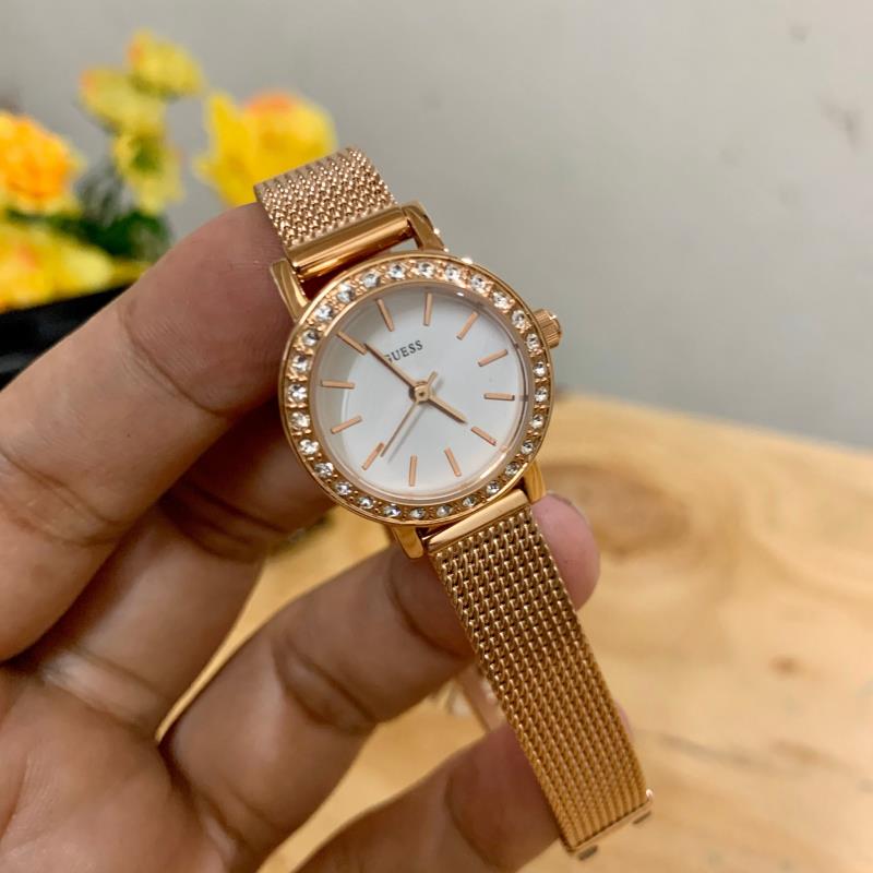 Guess W0954L3 Damen Uhr Guess W0954L3 Damen Uhr